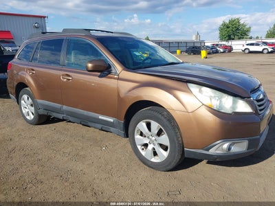 SUBARU OUTBACK 2011