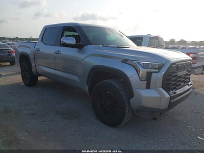 TOYOTA TUNDRA HYBRID 2024