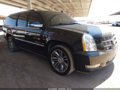 CADILLAC ESCALADE ESV 2014