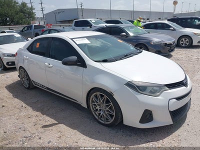 TOYOTA COROLLA 2015