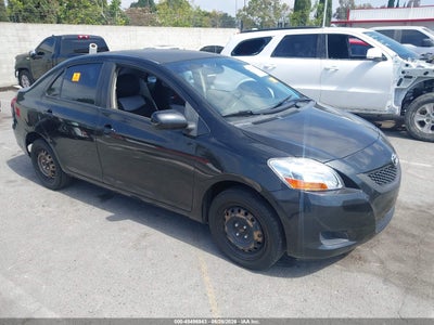 TOYOTA YARIS 2010