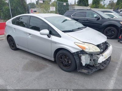 TOYOTA PRIUS 2013