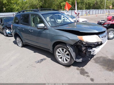 SUBARU FORESTER 2012