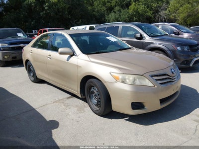TOYOTA CAMRY 2010
