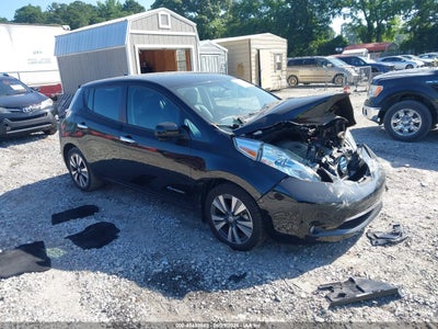 NISSAN LEAF 2015