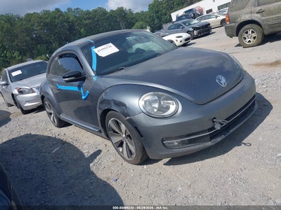 VOLKSWAGEN BEETLE 2012