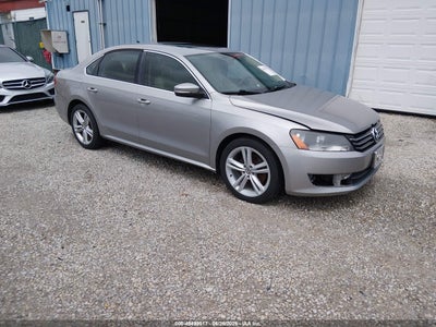 VOLKSWAGEN PASSAT 2014