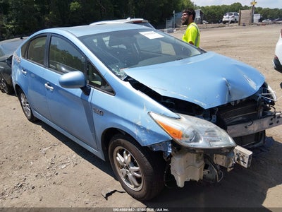 TOYOTA PRIUS PLUG-IN 2012