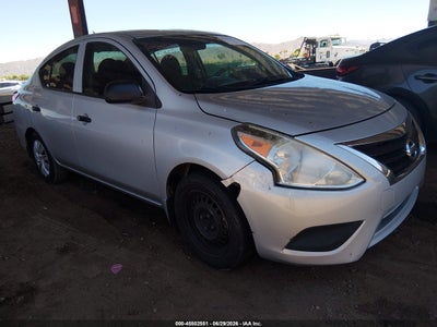 NISSAN VERSA 2015