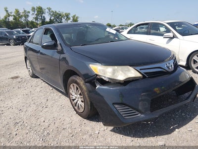 TOYOTA CAMRY 2013