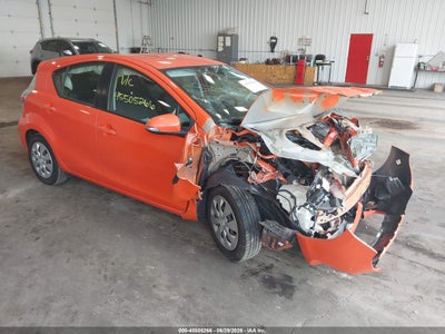 TOYOTA PRIUS C 2014