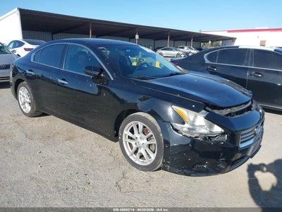 NISSAN MAXIMA 2013