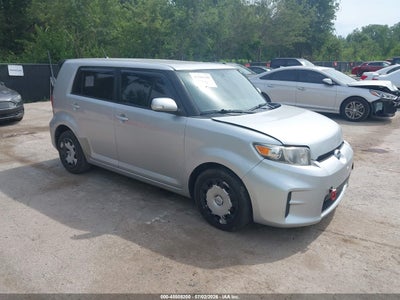SCION XB 2011