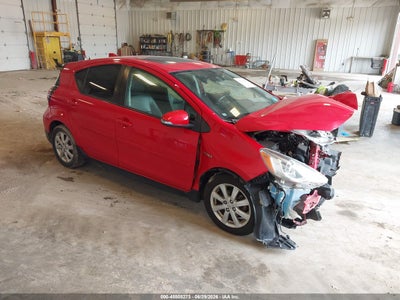 TOYOTA PRIUS C 2017