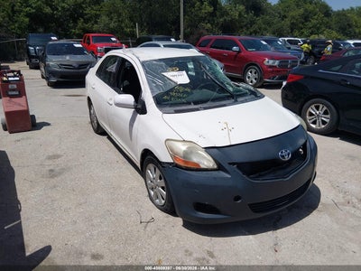 TOYOTA YARIS 2011
