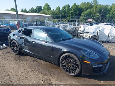 PORSCHE PANAMERA 2022
