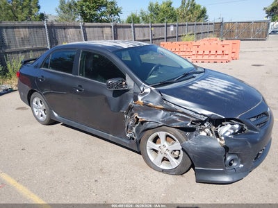 TOYOTA COROLLA 2012