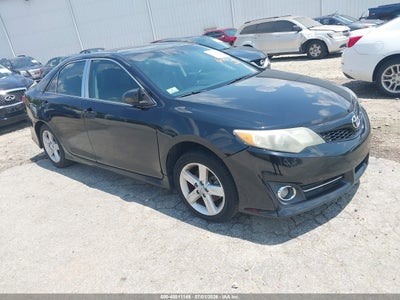 TOYOTA CAMRY 2012