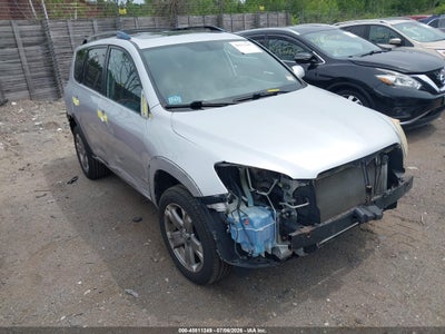 TOYOTA RAV4 2011