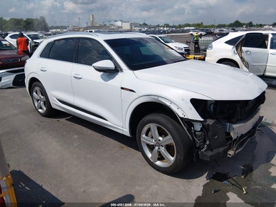 AUDI E-TRON 2019