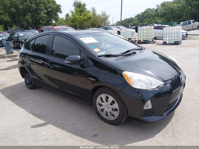 TOYOTA PRIUS C 2012