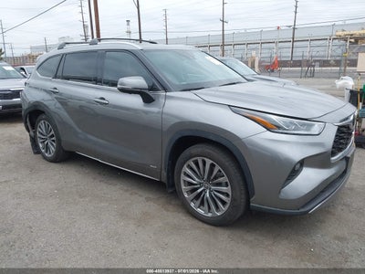 TOYOTA HIGHLANDER HYBRID 2025