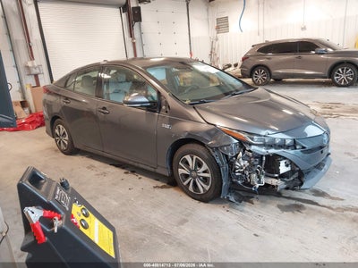 TOYOTA PRIUS PRIME 2017