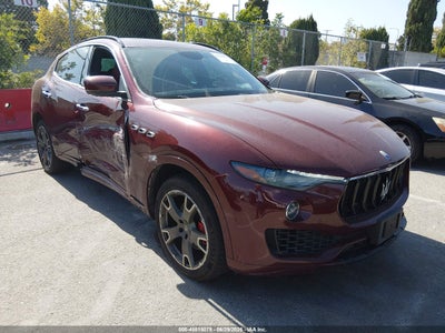 MASERATI LEVANTE 2017