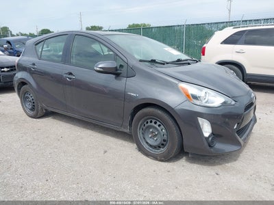 TOYOTA PRIUS C 2015