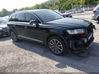 AUDI Q7 2017