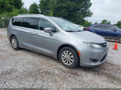 CHRYSLER PACIFICA 2018
