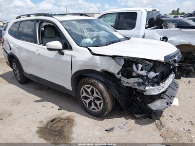 SUBARU FORESTER 2023