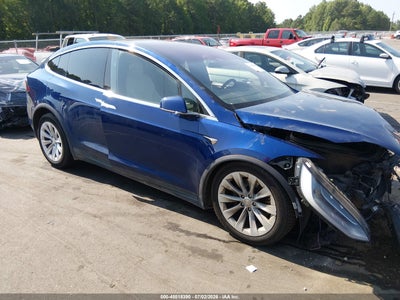 TESLA MODEL X 2020