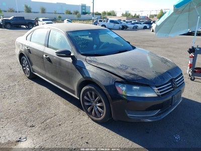 VOLKSWAGEN PASSAT 2012