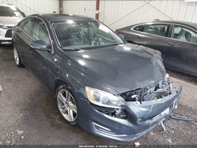 VOLVO S60 2015