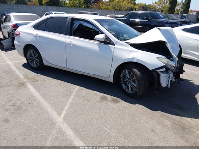 TOYOTA CAMRY 2016