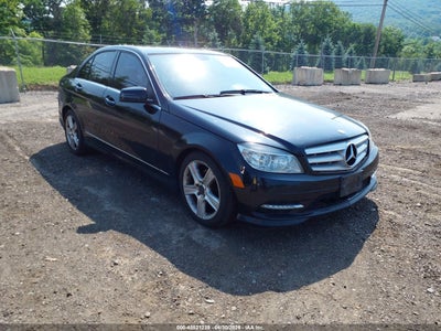 MERCEDES-BENZ C 300 2011