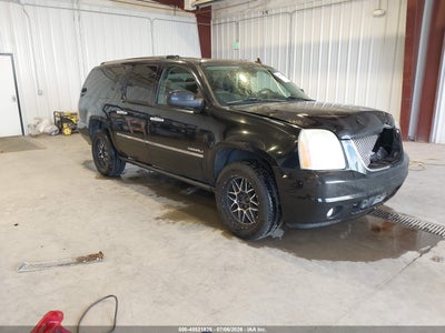 GMC YUKON XL 1500 2011