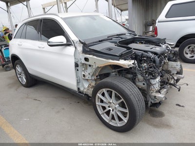 MERCEDES-BENZ GLC 300 2018