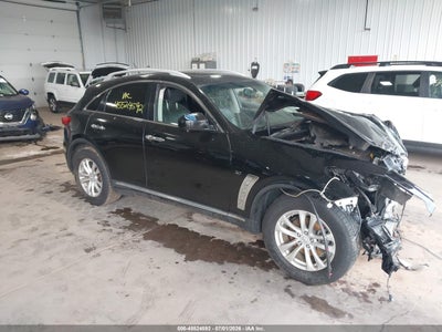 INFINITI QX70 2017