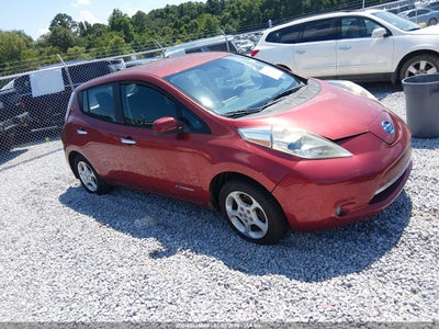 NISSAN LEAF 2013