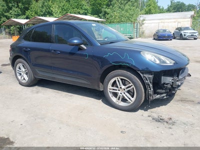 PORSCHE MACAN 2017