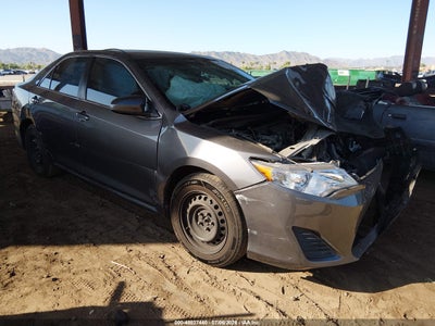 TOYOTA CAMRY 2014