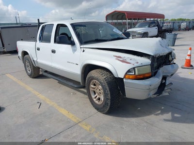 DODGE DAKOTA 2002