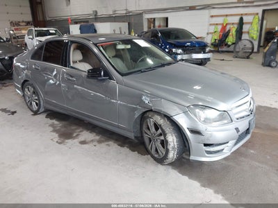 MERCEDES-BENZ C 300 2013