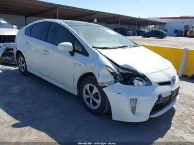 TOYOTA PRIUS 2014