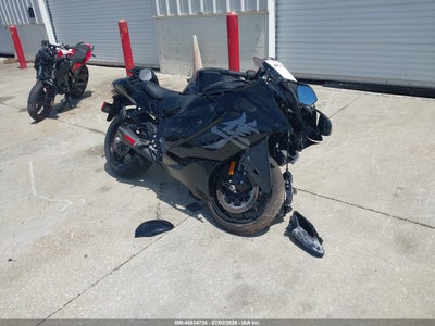 SUZUKI GSX1300 2025