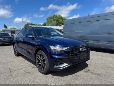 AUDI Q8 2019