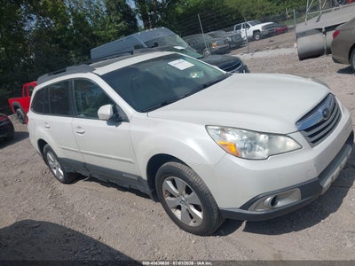 SUBARU OUTBACK 2012