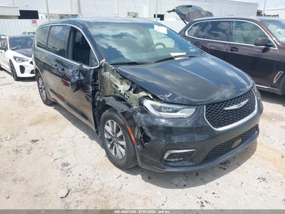 CHRYSLER PACIFICA HYBRID 2025